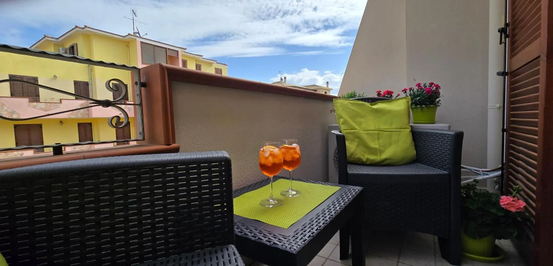 Homestay Casa Rosy - Stanza Privata Con Bagno Esclusivo E Parcheggio Gratuito Apartment Porto Torres