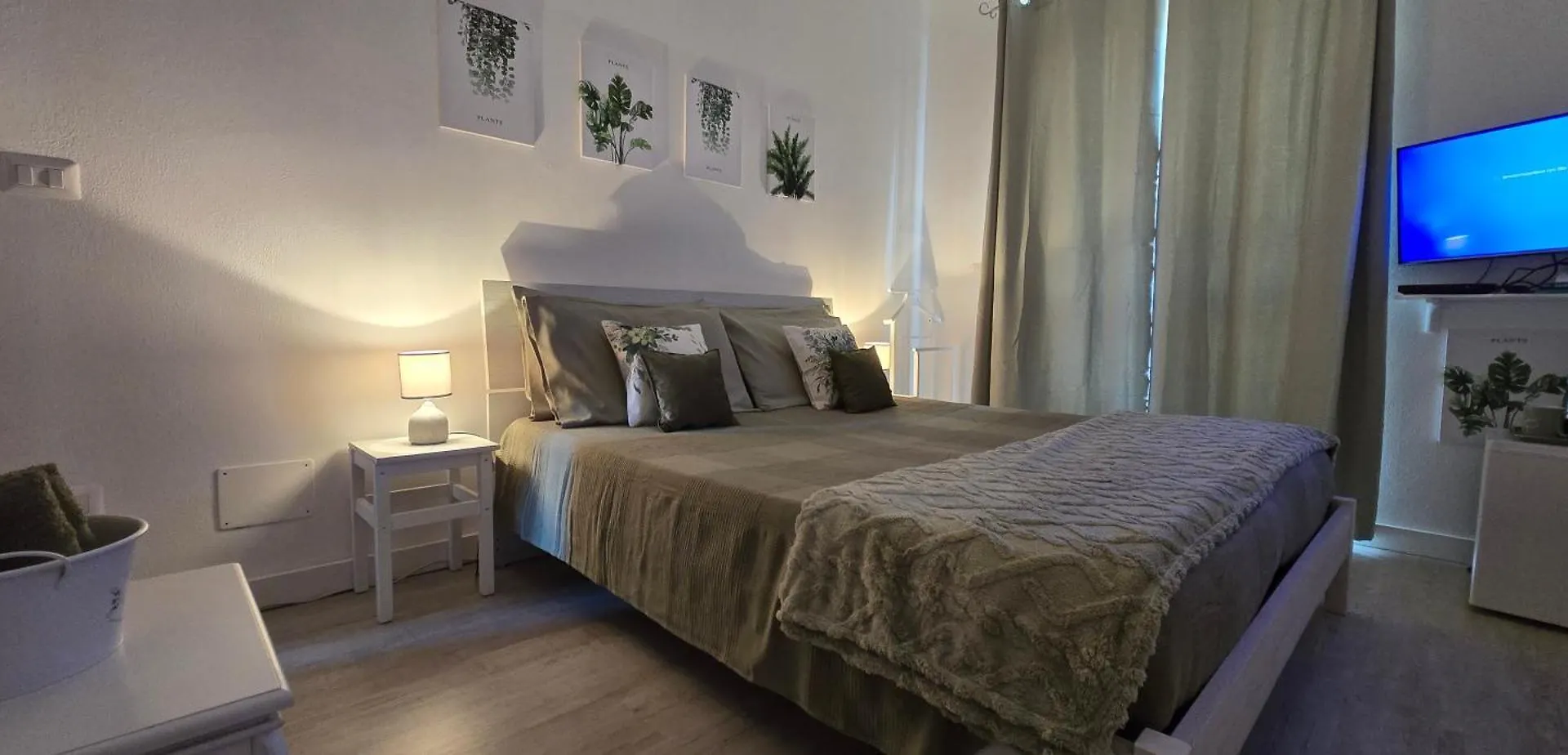 Homestay Casa Rosy - Stanza Privata Con Bagno Esclusivo E Parcheggio Gratuito Apartment Porto Torres